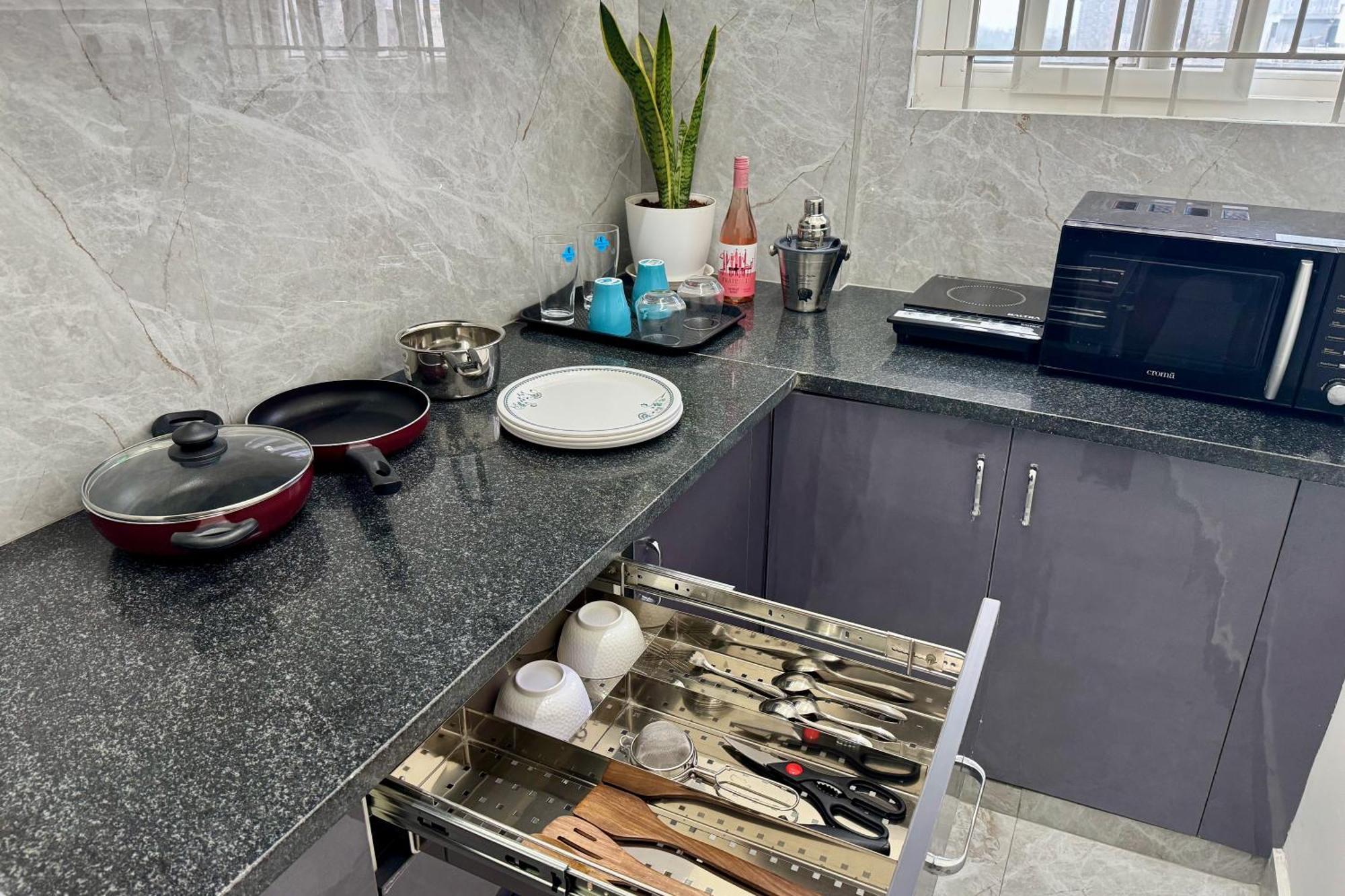 Truelife Whitefield - Premium 1 Bhk Apartments - Prime Location - Easy Access To Main Rd - Metro - Itpl - Fast Wifi - Kitchen - Smart Tv - Power Backup - Park - Garden Views Бангалор Екстериор снимка
