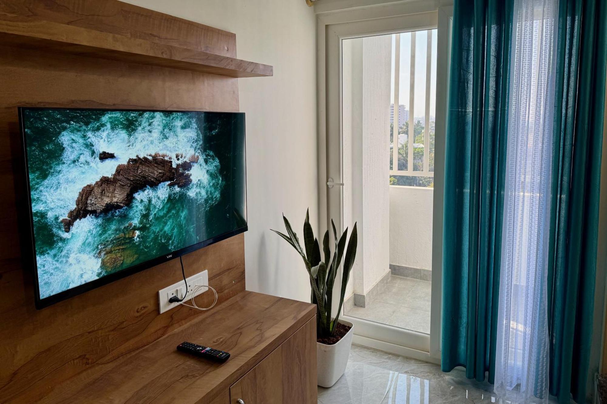 Truelife Whitefield - Premium 1 Bhk Apartments - Prime Location - Easy Access To Main Rd - Metro - Itpl - Fast Wifi - Kitchen - Smart Tv - Power Backup - Park - Garden Views Бангалор Екстериор снимка