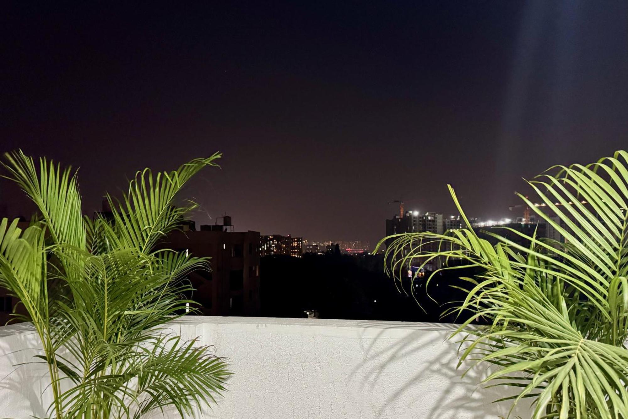 Truelife Whitefield - Premium 1 Bhk Apartments - Prime Location - Easy Access To Main Rd - Metro - Itpl - Fast Wifi - Kitchen - Smart Tv - Power Backup - Park - Garden Views Бангалор Екстериор снимка