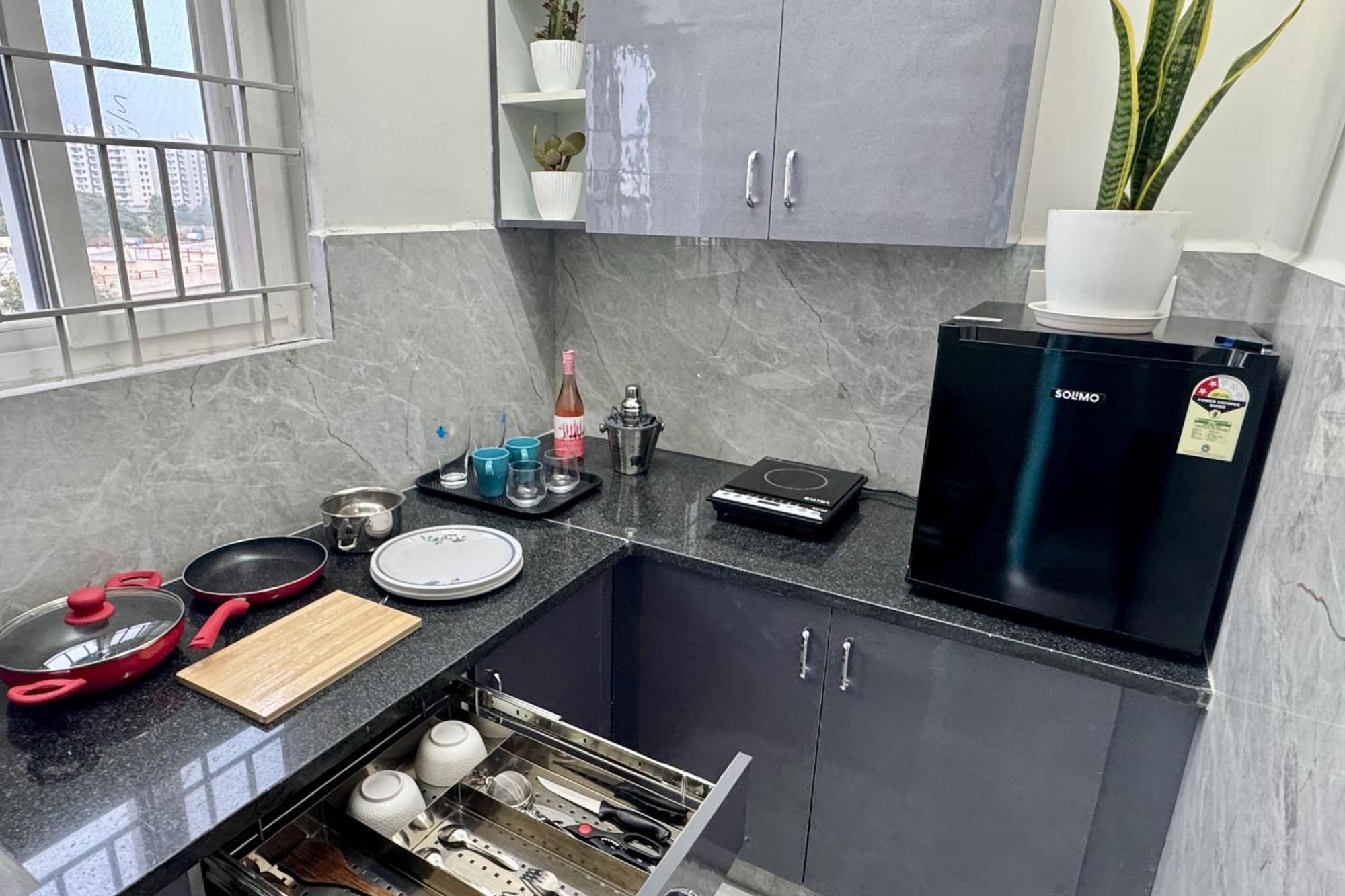 Truelife Whitefield - Premium 1 Bhk Apartments - Prime Location - Easy Access To Main Rd - Metro - Itpl - Fast Wifi - Kitchen - Smart Tv - Power Backup - Park - Garden Views Бангалор Екстериор снимка