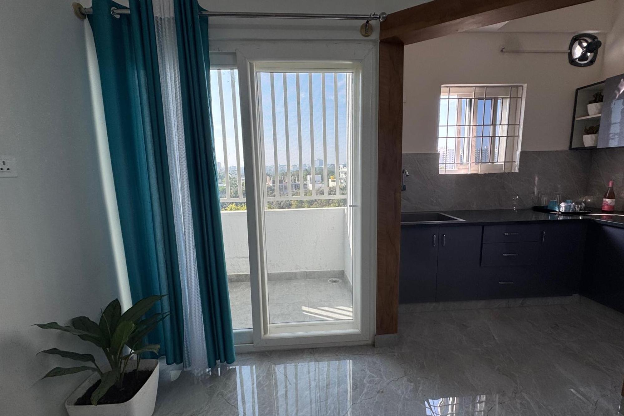 Truelife Whitefield - Premium 1 Bhk Apartments - Prime Location - Easy Access To Main Rd - Metro - Itpl - Fast Wifi - Kitchen - Smart Tv - Power Backup - Park - Garden Views Бангалор Екстериор снимка