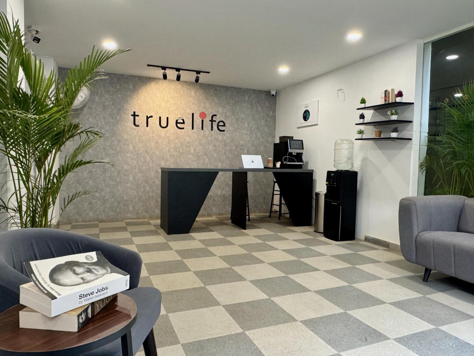 Truelife Whitefield - Premium 1 Bhk Apartments - Prime Location - Easy Access To Main Rd - Metro - Itpl - Fast Wifi - Kitchen - Smart Tv - Power Backup - Park - Garden Views Бангалор Екстериор снимка