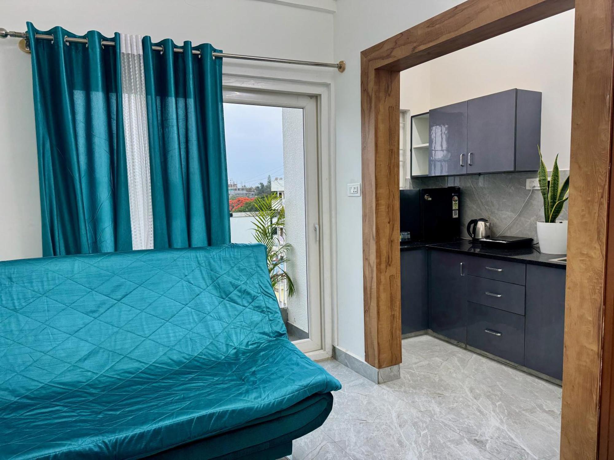 Truelife Whitefield - Premium 1 Bhk Apartments - Prime Location - Easy Access To Main Rd - Metro - Itpl - Fast Wifi - Kitchen - Smart Tv - Power Backup - Park - Garden Views Бангалор Екстериор снимка