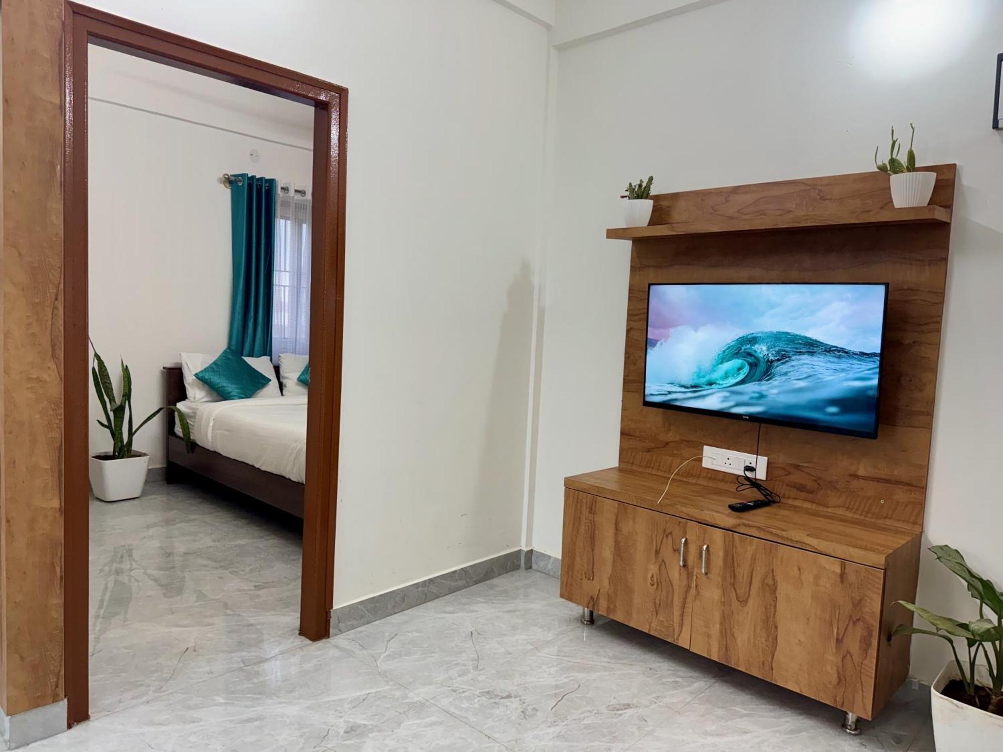 Truelife Whitefield - Premium 1 Bhk Apartments - Prime Location - Easy Access To Main Rd - Metro - Itpl - Fast Wifi - Kitchen - Smart Tv - Power Backup - Park - Garden Views Бангалор Екстериор снимка